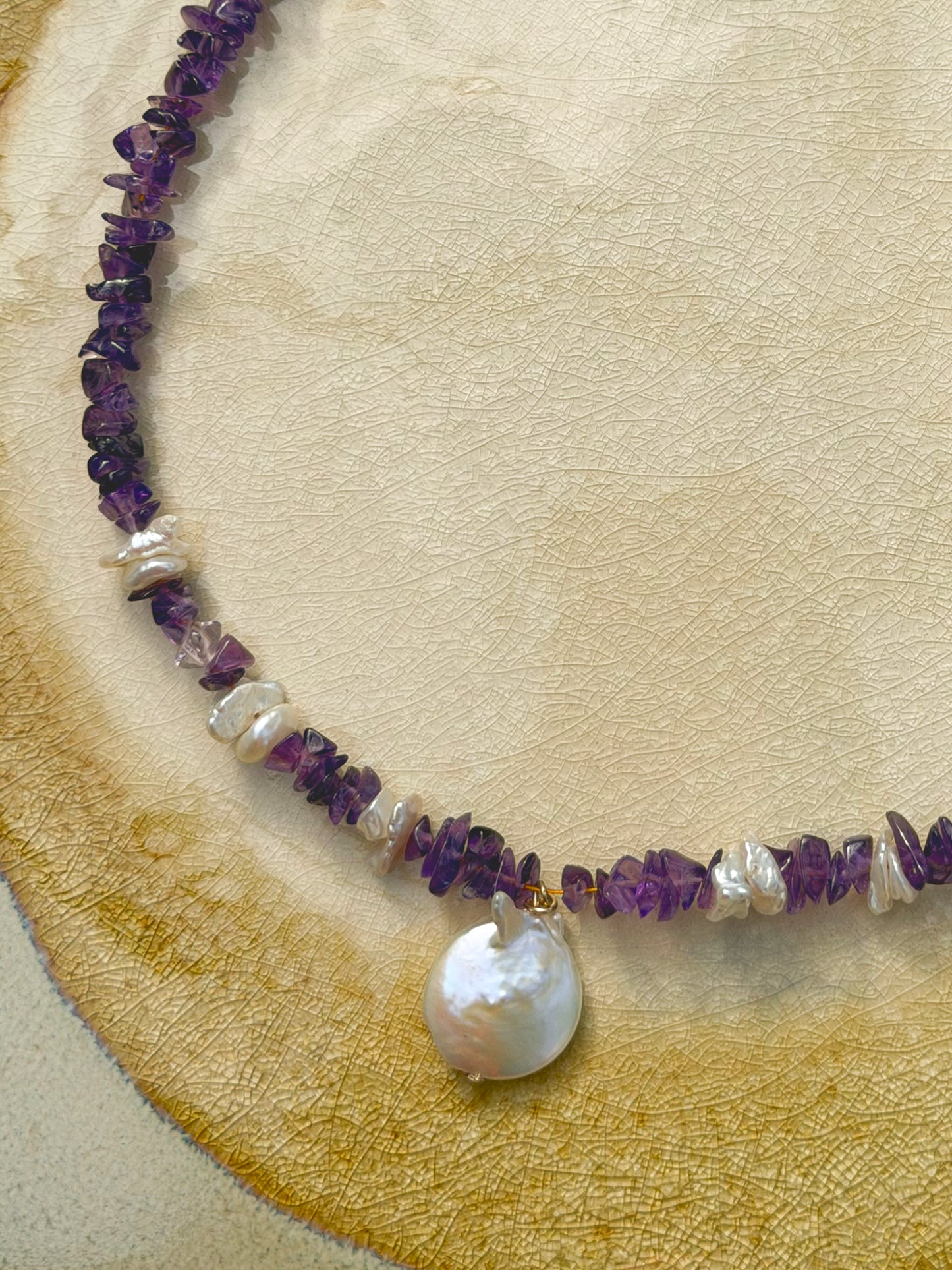 Estepona Surfer Necklace Purple
