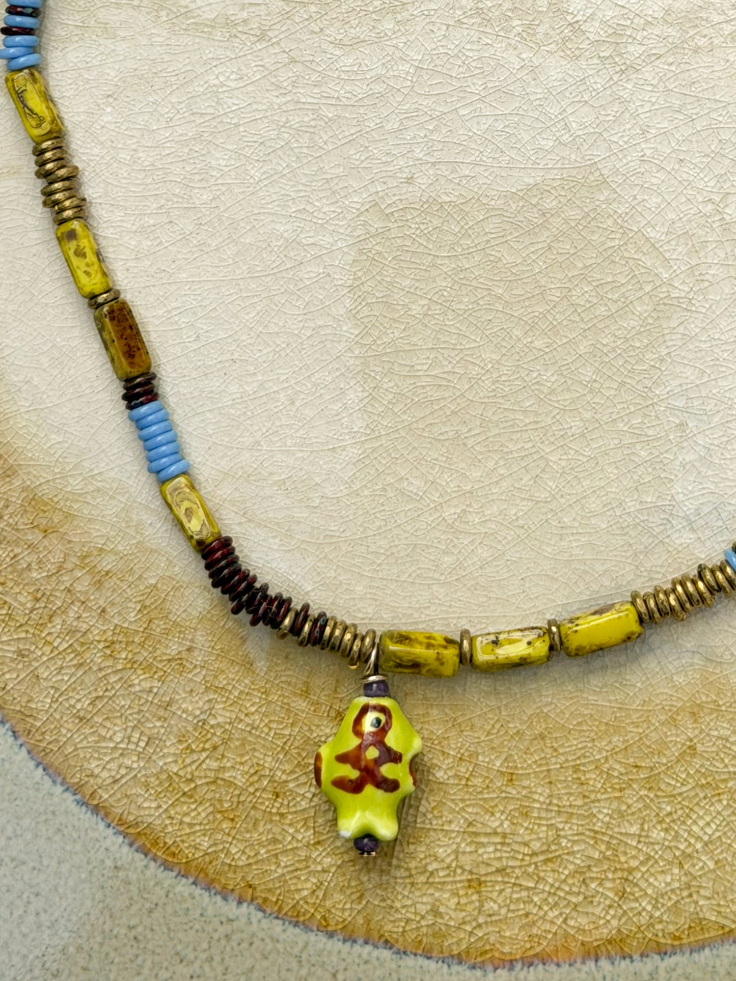 Rosario Necklace Dark Yellow Fish