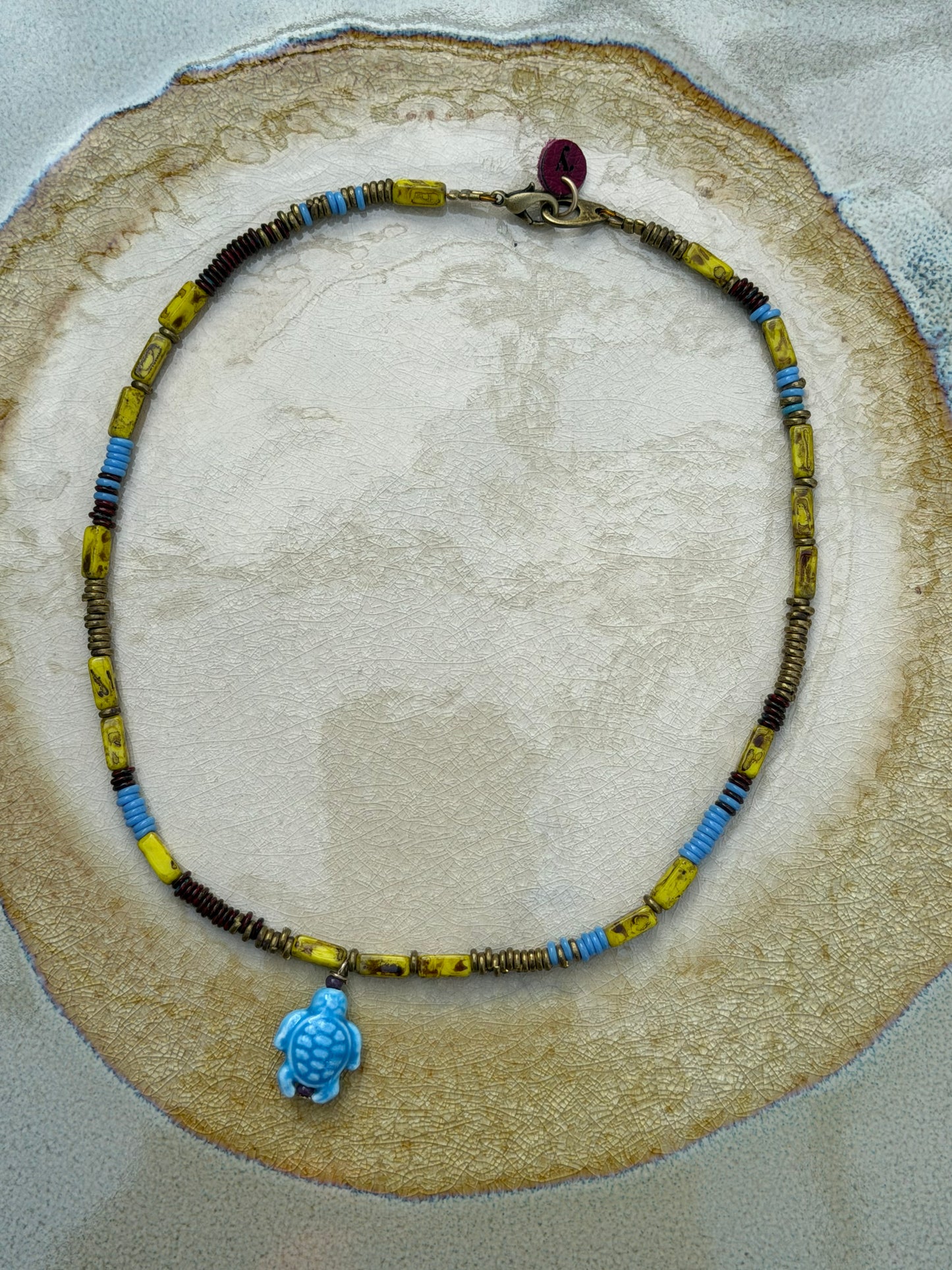 Rosario Necklace Dark Yellow Turtle