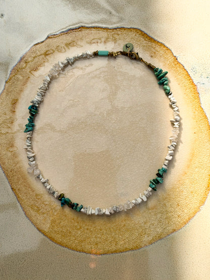 Estepona Surfer Necklace White