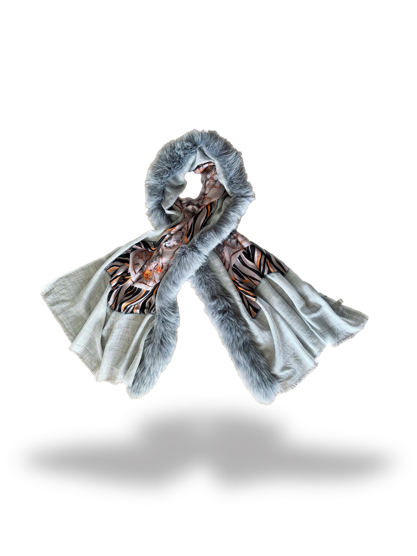 Scarve with fur